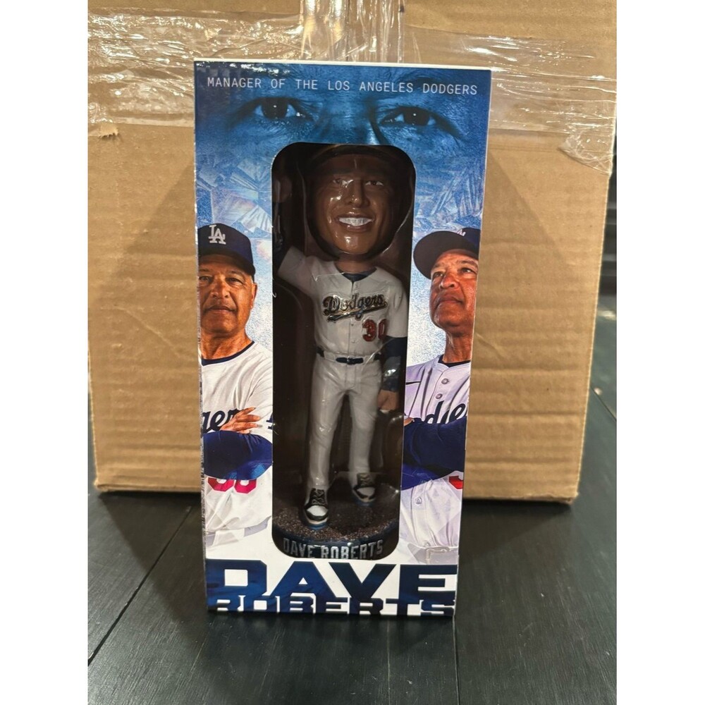 New 2026 SGA Los Angeles Dodgers Dave Roberts Bobblehead
